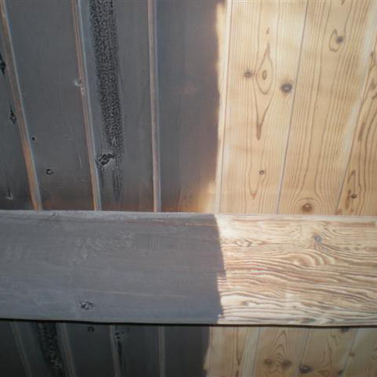 Solar nv - Verwijderen verf houten plafond